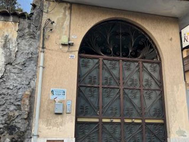 Villa Indipendente in affitto a Belpasso, Catania