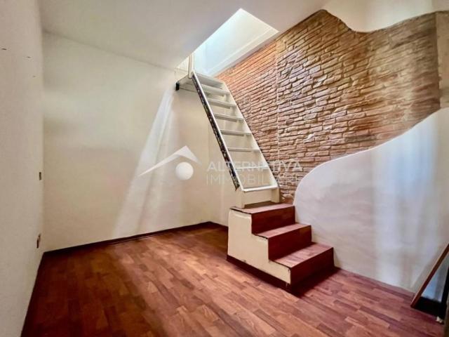 Villa Indipendente in affitto a Pettori, Cascina