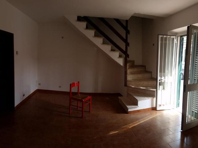 Villa Indipendente in affitto a Navacchio, Cascina