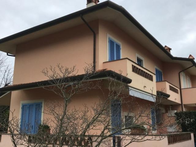 Villa Indipendente in affitto a Tonfano, Toscana