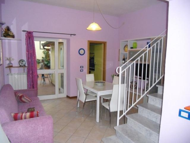 Villa Indipendente in affitto a Viareggio, Lucca