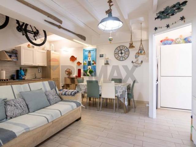 Villa Indipendente in vendita a Acireale, Sicilia