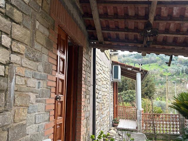 Villa Indipendente in vendita a Agropoli, Campania