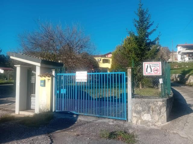 Villa Indipendente in vendita a Alatri, Lazio