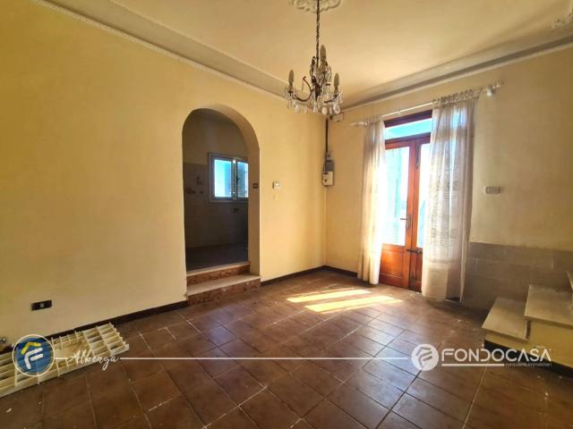 Villa Indipendente in vendita a Albenga, Liguria