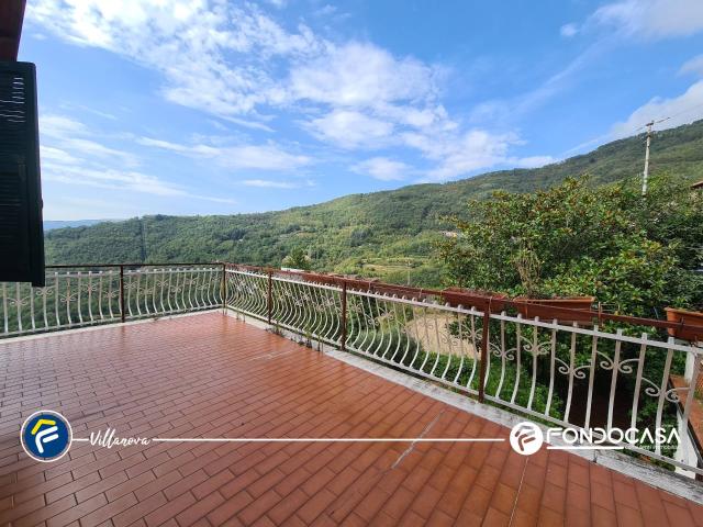 Villa Indipendente in vendita a Aquila Di Arroscia, Liguria