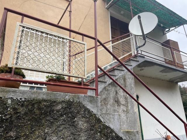 Villa Indipendente in vendita a Bormida, Liguria