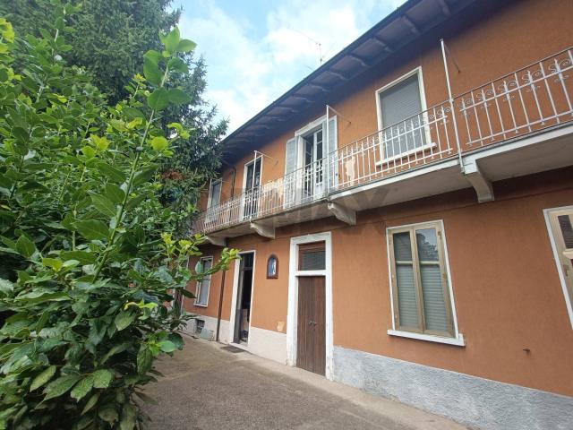 Villa Indipendente in vendita a Busto Garolfo, Lombardia