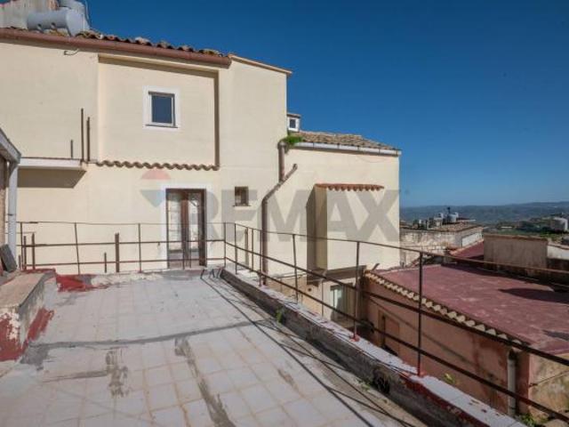 Villa Indipendente in vendita a Canalotto, Caltagirone