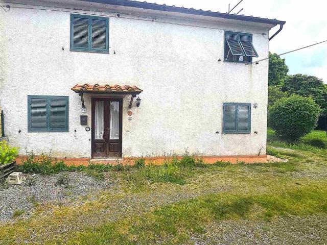 Villa Indipendente in vendita a Capannori, Toscana