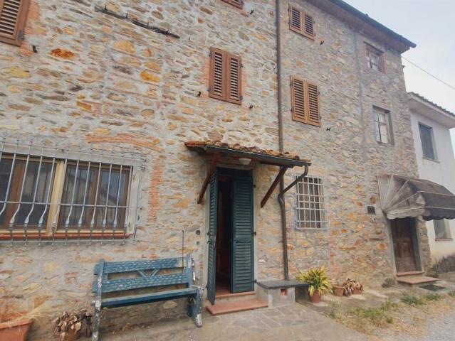 Villa Indipendente in vendita a Capannori, Toscana