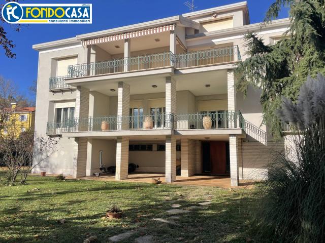 Villa Indipendente in vendita a Carcare, Liguria