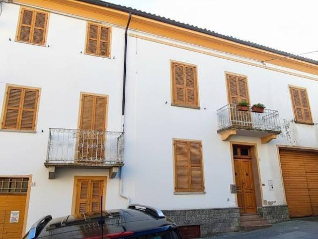 Villa Indipendente in vendita a Piemonte, Asti