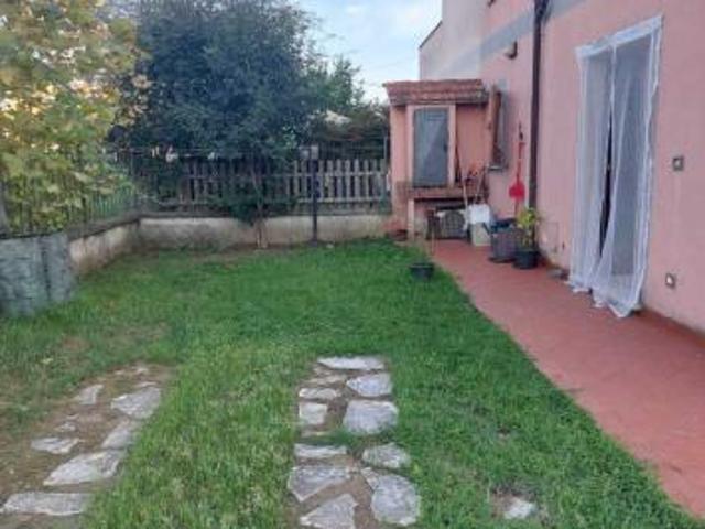 Villa Indipendente in vendita a Castelnuovo Magra, Liguria
