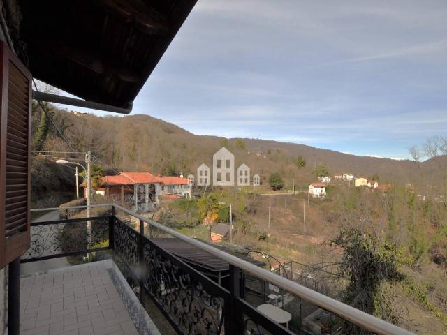 Villa Indipendente in vendita a Foresta, Piemonte