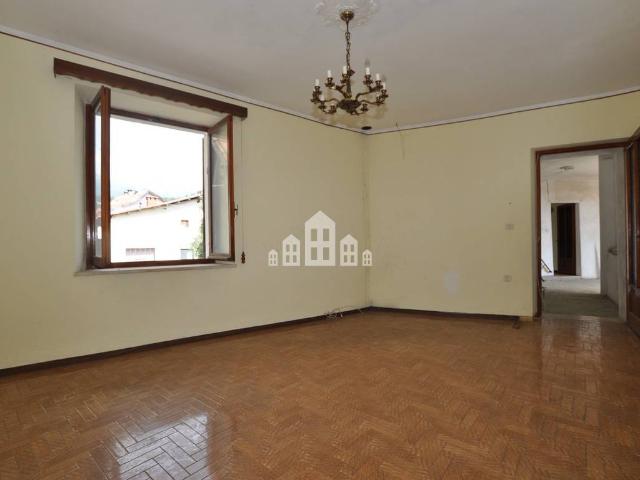 Villa Indipendente in vendita a Foresta, Piemonte