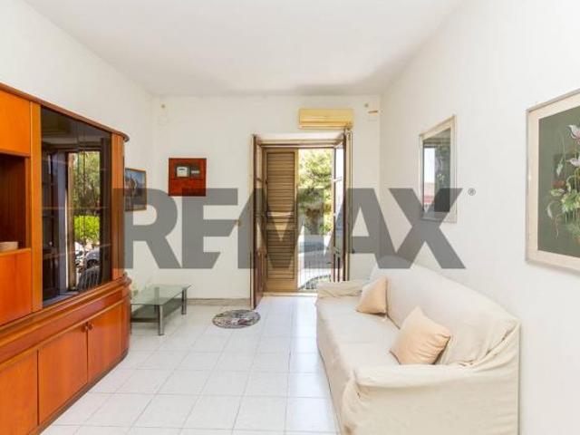 Villa Indipendente in vendita a Picanello-Ognina-Barriera-Canalicchio, Catania