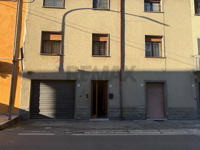 Villa Indipendente in vendita a Unione dei comuni Media Valle del Serchio, Coreglia Antelminelli
