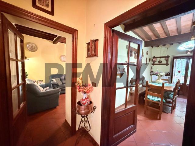 Villa Indipendente in vendita a Unione dei comuni Media Valle del Serchio, Coreglia Antelminelli