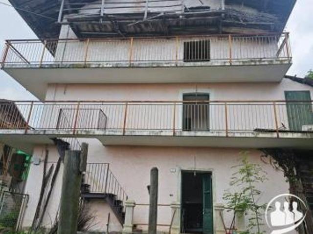 Villa Indipendente in vendita a Unione Montana di Comuni delle Valli di Lanzo, Ceronda e Casternone, Piemonte