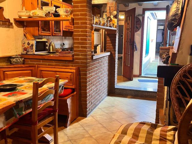 Villa Indipendente in vendita a Borsotta, Cortemaggiore