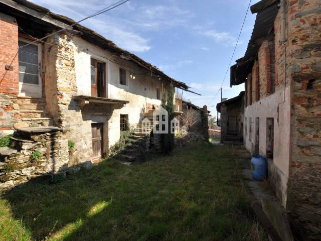 Villa Indipendente in vendita a Salto, Piemonte