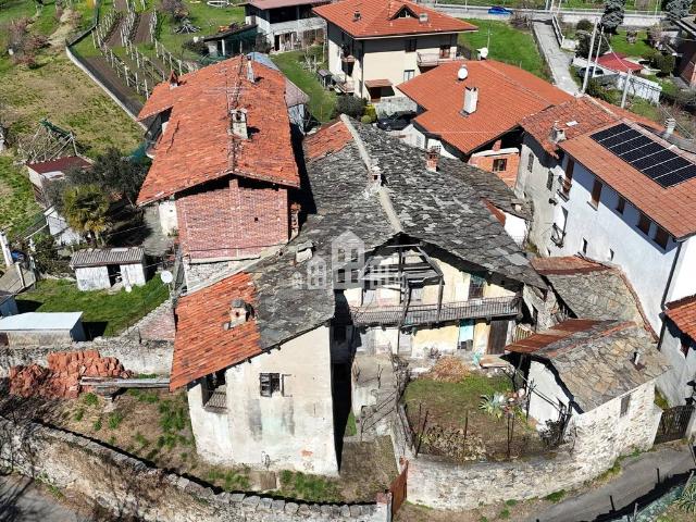 Villa Indipendente in vendita a Salto, Piemonte