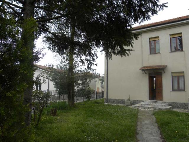 Villa Indipendente in vendita a Dego, Liguria