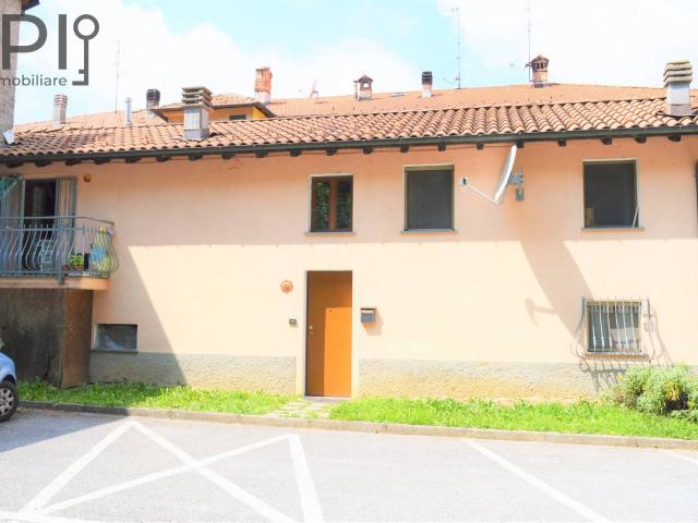 Villa Indipendente in vendita a Dego, Liguria