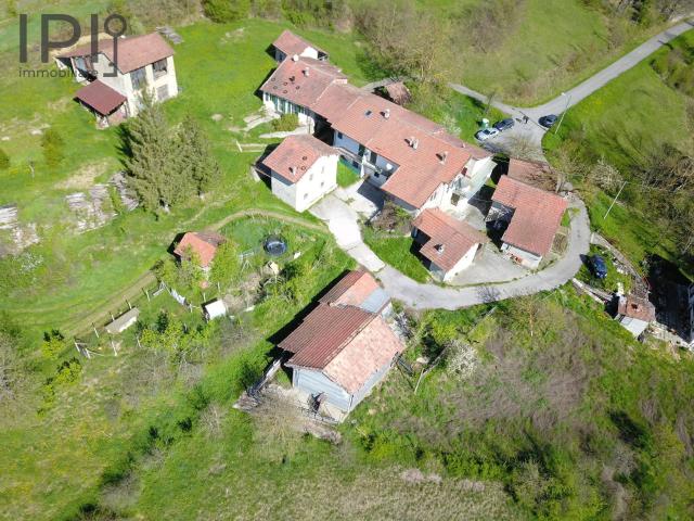Villa Indipendente in vendita a Dego, Liguria