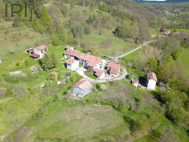 Villa Indipendente in vendita a Dego, Liguria