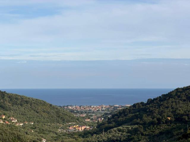 Villa Indipendente in vendita a Diano Calderina, Diano Marina