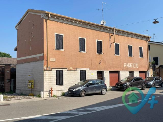 Villa Indipendente in vendita a Goito, Lombardia
