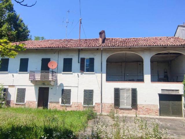 Villa Indipendente in vendita a Piemonte, Asti