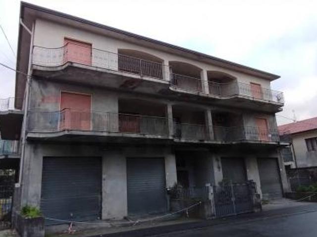 Villa Indipendente in vendita a Linguaglossa, Sicilia