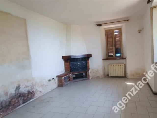 Villa Indipendente in vendita a San Carlo, Marina Di Massa