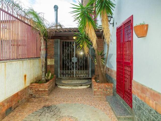 Villa Indipendente in vendita a Lineri, Misterbianco