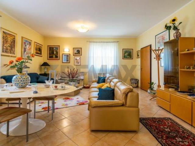 Villa Indipendente in vendita a Poggio del Lupo, Misterbianco
