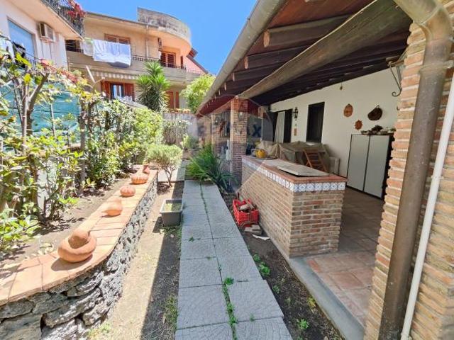 Villa Indipendente in vendita a San Giovanni Galermo-Trappeto-Cibali, Misterbianco