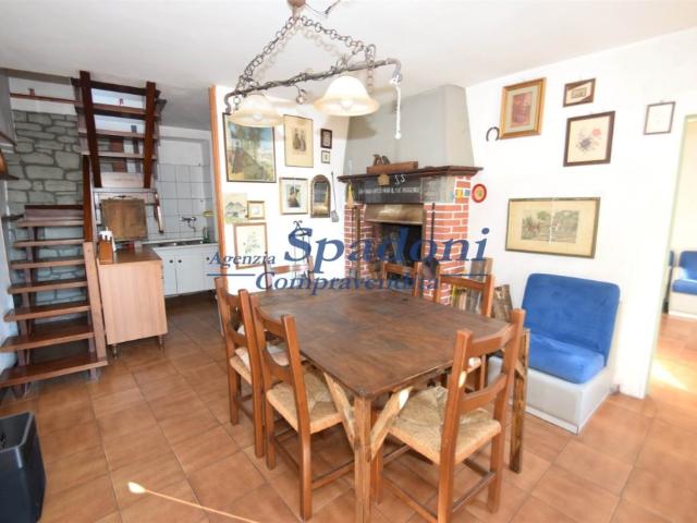 Villa Indipendente in vendita a Montecatini Terme, Pistoia