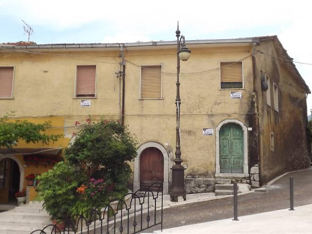 Villa Indipendente in vendita a Montefalcione, Campania