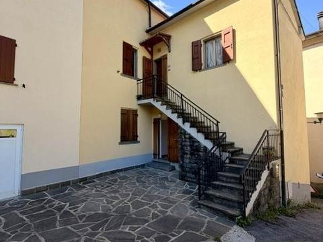 Villa Indipendente in vendita a Sambuca Pistoiese, Toscana