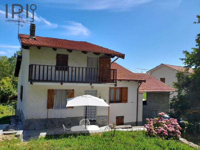 Villa Indipendente in vendita a Piana Crixia, Liguria