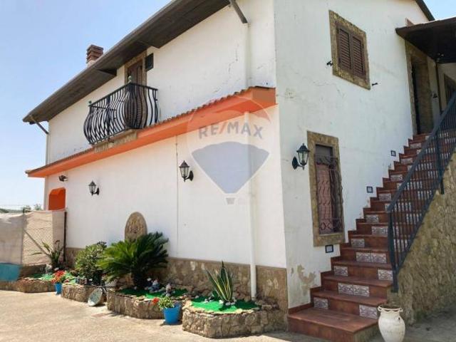 Villa Indipendente in vendita a Piazza, Sicilia