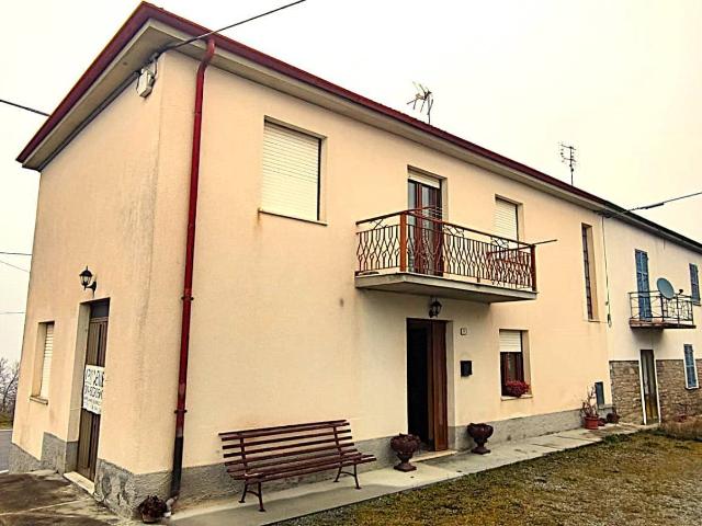Villa Indipendente in vendita a Borgo Carro, Piemonte