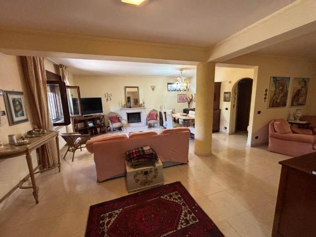 Villa Indipendente in vendita a Saporito, Calabria