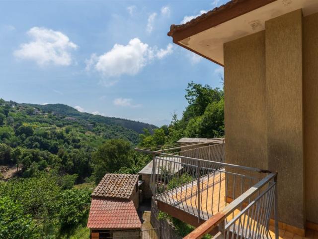 Villa Indipendente in vendita a Salerno, Campania