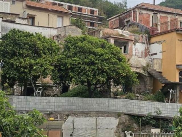 Villa Indipendente in vendita a Salerno, Campania