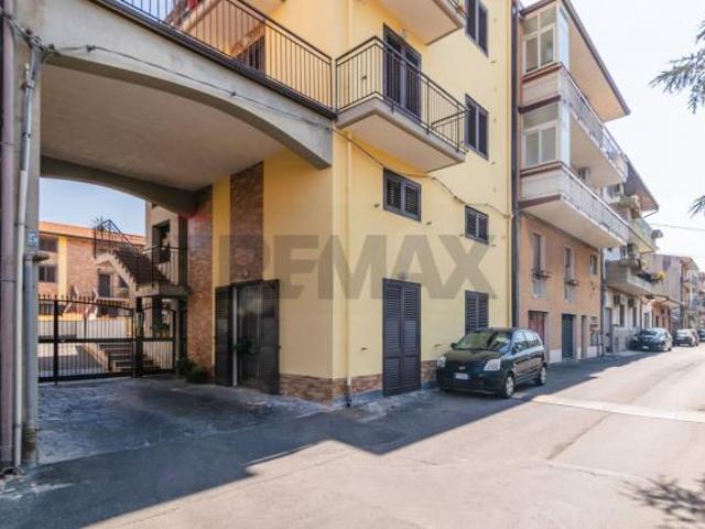 Villa Indipendente in vendita a Trappeto, San Giovanni La Punta