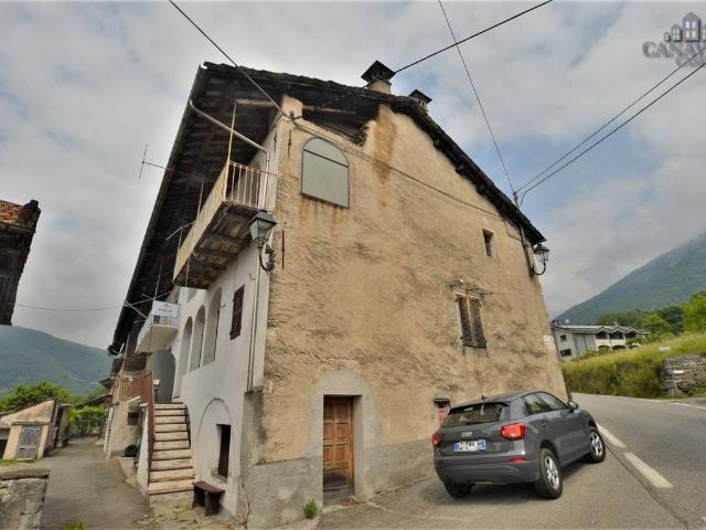 Villa Indipendente in vendita a Valchiusa, Piemonte